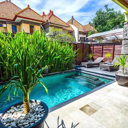 De Cinta Villa - Kuta - 5 Bedrooms - Heart Of Kuta