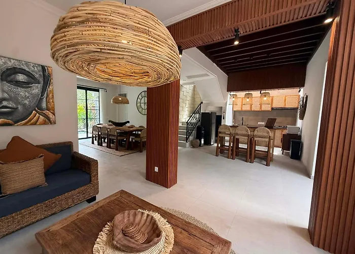 De Cinta - - 6 Bedrooms - Heart Of Villa Kuta (Bali)