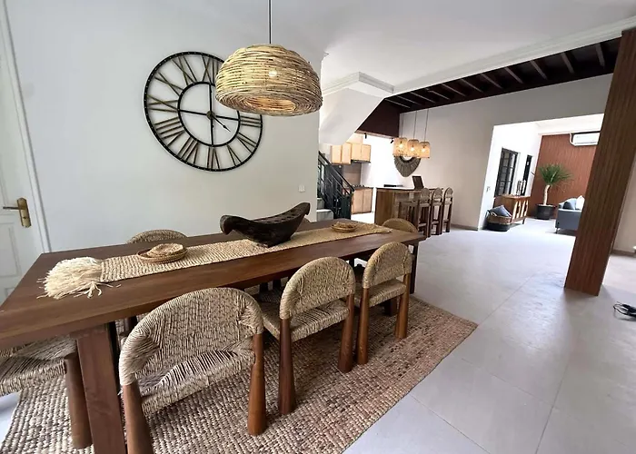 Villa De Cinta - - 6 Bedrooms - Heart Of Kuta (Bali)