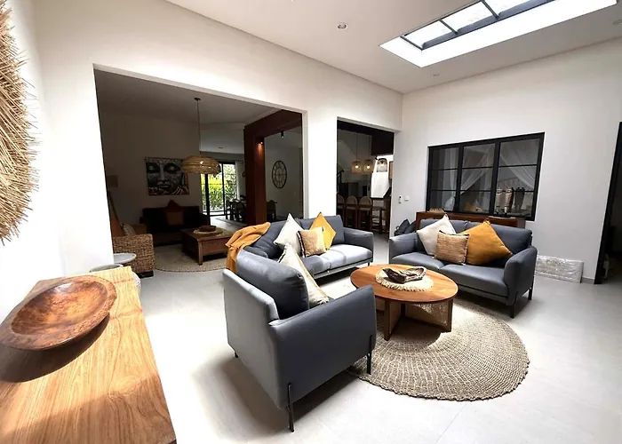 De Cinta - - 6 Bedrooms - Heart Of Villa Kuta (Bali)