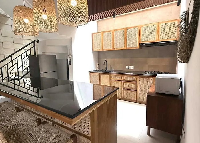Villa De Cinta - - 6 Bedrooms - Heart Of *